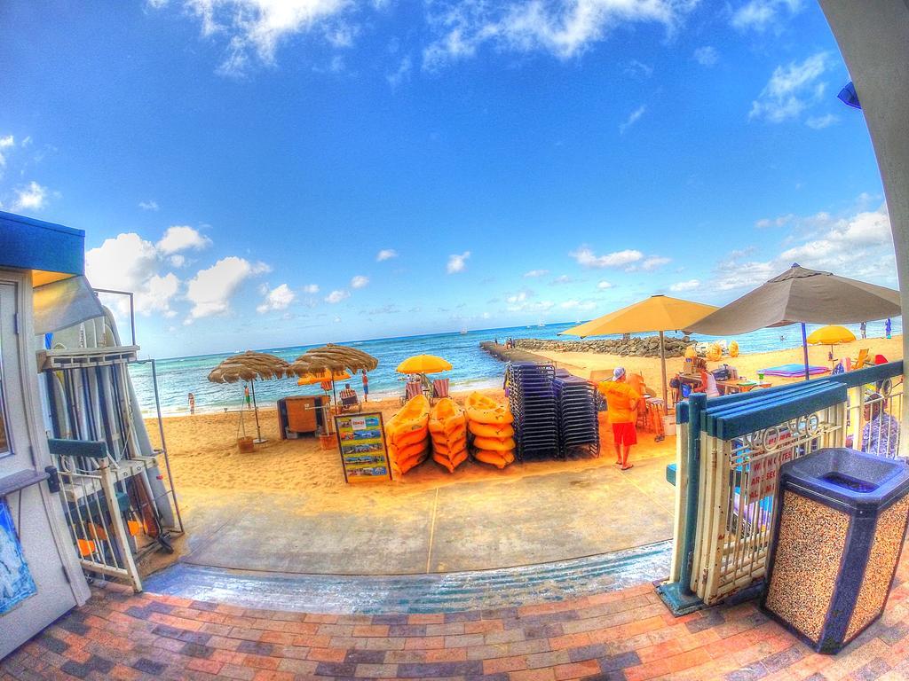 Waikiki Shore 515 Beachfront & Upgrade Leilighet Honolulu Eksteriør bilde