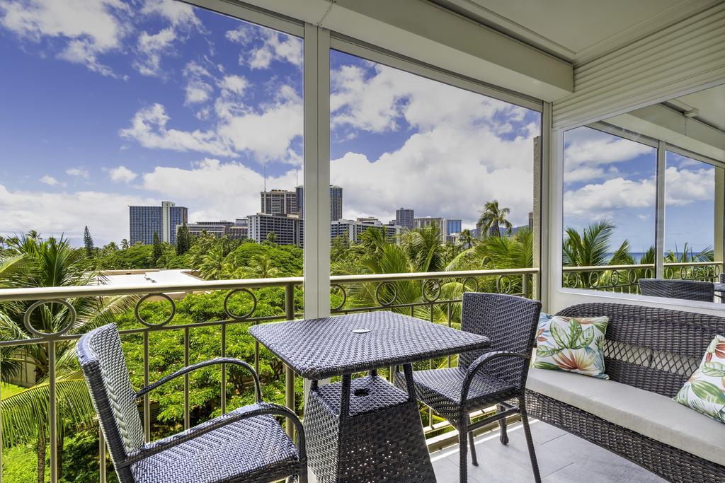 Waikiki Shore 515 Beachfront & Upgrade Leilighet Honolulu Eksteriør bilde